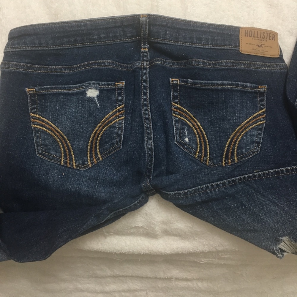 Hollister Distressed Straight Leg Jeans Sz. 9